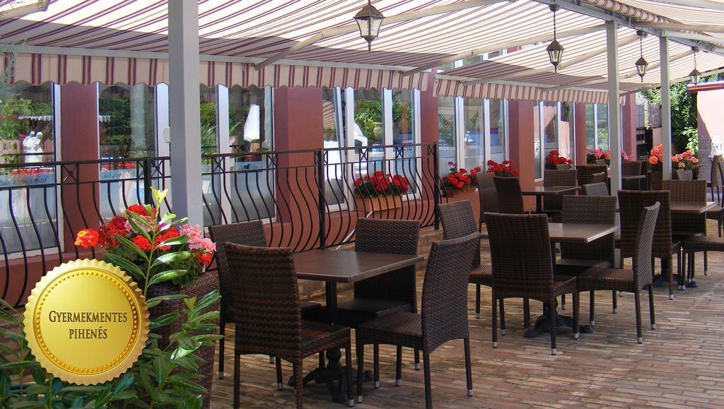 Duna Relax Hotel Rackeve Exterior photo
